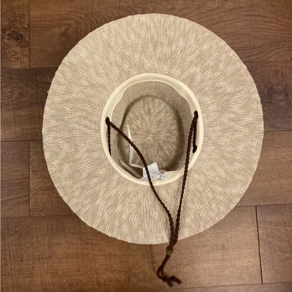 Carve Designs Beige Woven Sun Hat with Brown Braided Chin Cord EUC